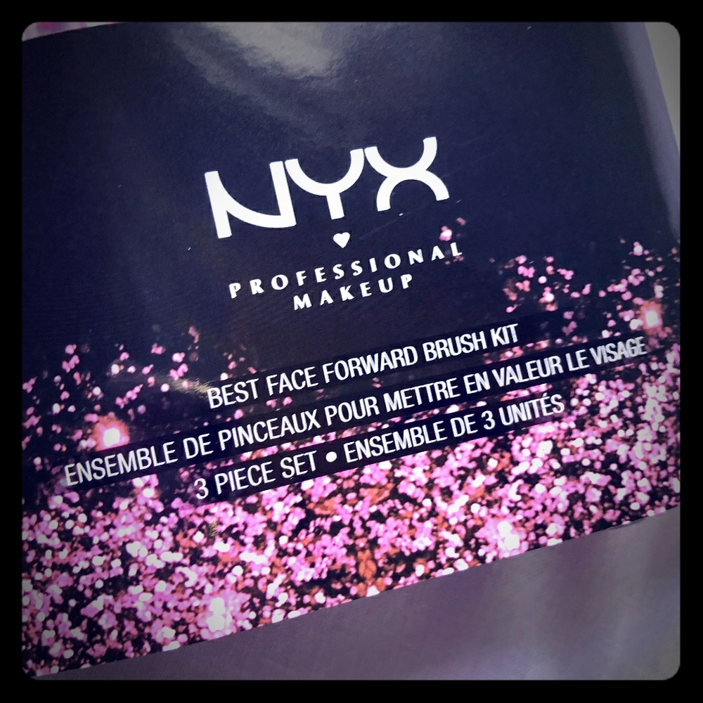 NYX glitter face brushes